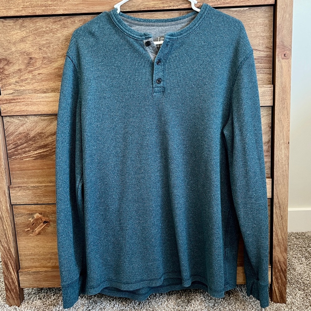 Men’s Teal Henley